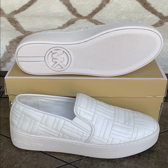 MICHAEL KORS TEDDY SLIP ON NAPPA PU OPTIC WHITE - Picture 3 of 16